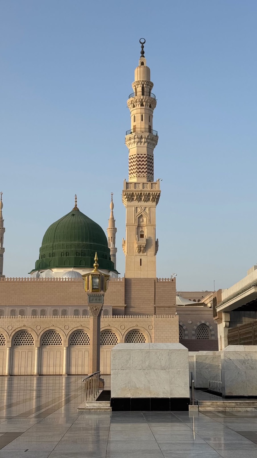 De Groene Koepel van de Profetenmoskee in Medina